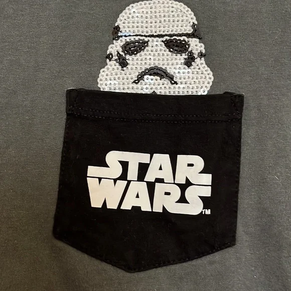Ladies size M Star Wars Stormtrooper sequin pocket tshirt - Picture 2 of 3